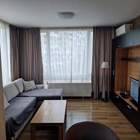 Apartments Mladost 1A Sofia Exterior foto